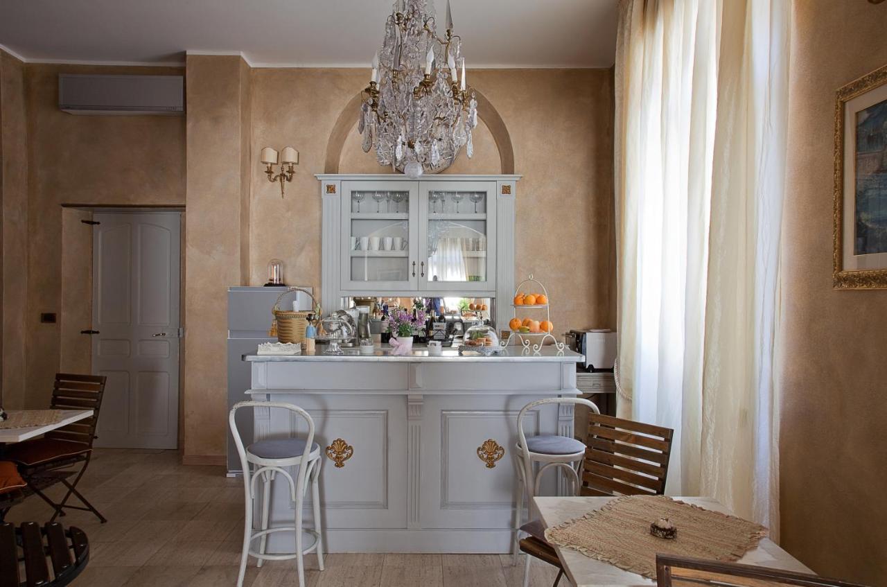 Hotel La Petite Maison Viareggio Ngoại thất bức ảnh